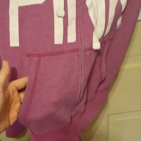 Victoria Secret PINK zip up sweatshirt 💜 - Picture 5 of 6